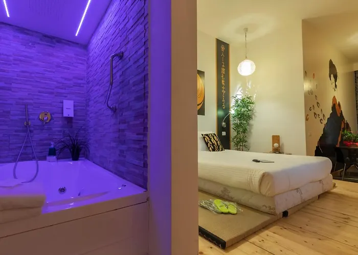Irooms Jacuzzi Pensión