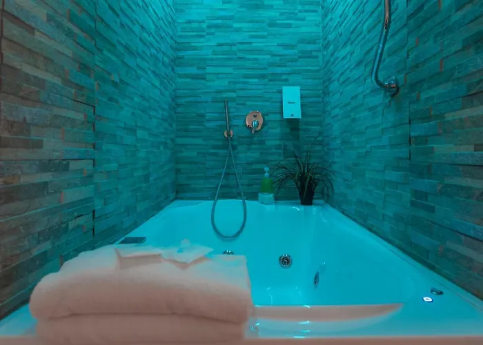 Irooms Jacuzzi Pensión 2*