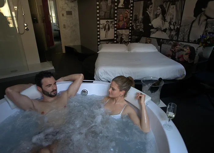 Irooms Jacuzzi Pensión Roma