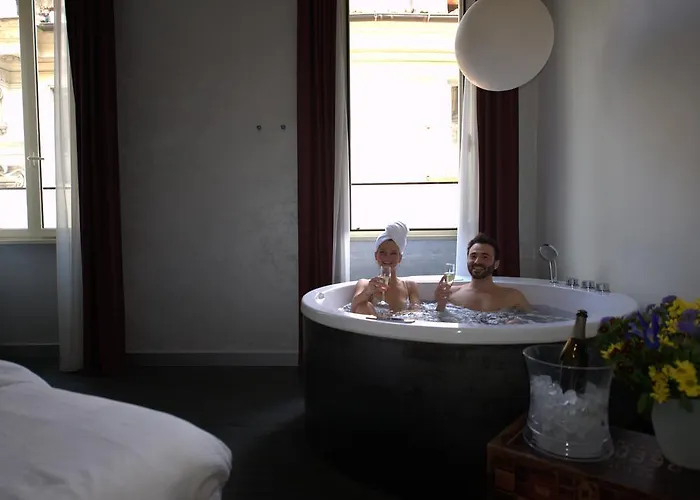 Pensión Irooms Jacuzzi 2*