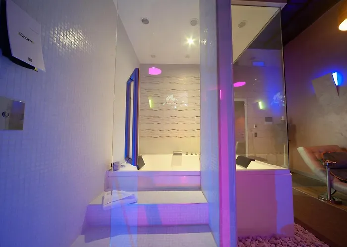 Irooms Jacuzzi Pensión 2*